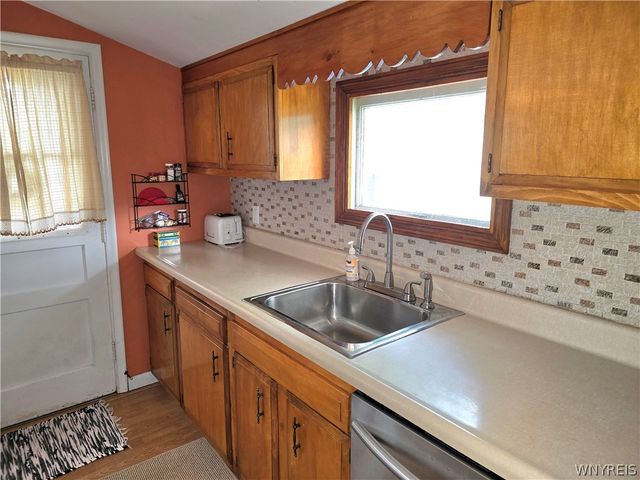 161 Longmeadow Rd, Amherst, NY 14226