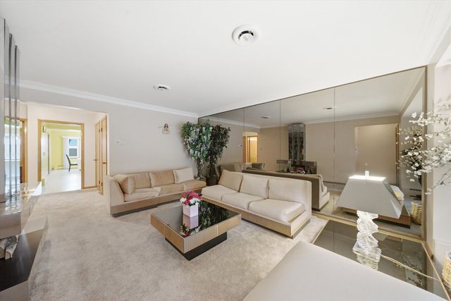 4559 S California Avenue, Chicago, IL 60632