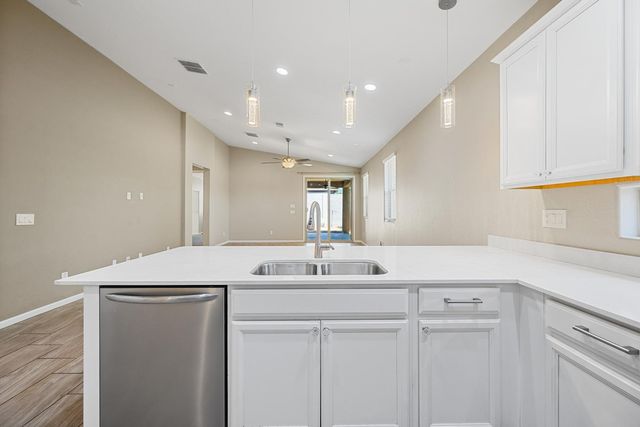 12406 W Northview Avenue, Glendale, AZ 85307