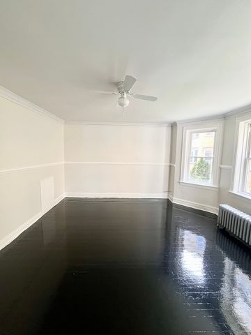 4126 W 24th Place J1, Chicago, IL 60623