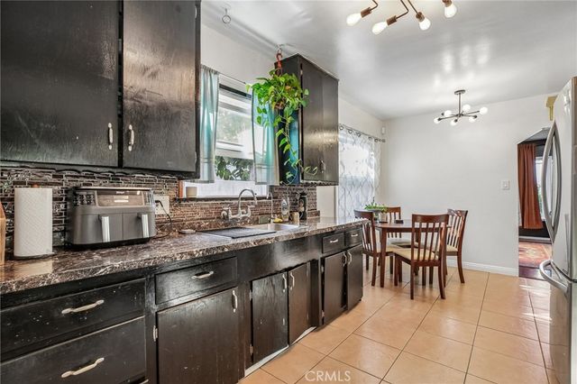 8558 Park, Bellflower, CA 90706