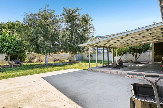 8558 Park, Bellflower, CA 90706
