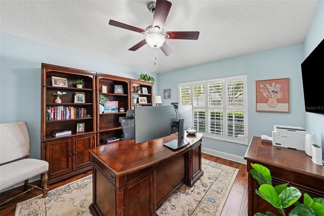 10617 WEYBRIDGE DRIVE, Tampa, FL 33626