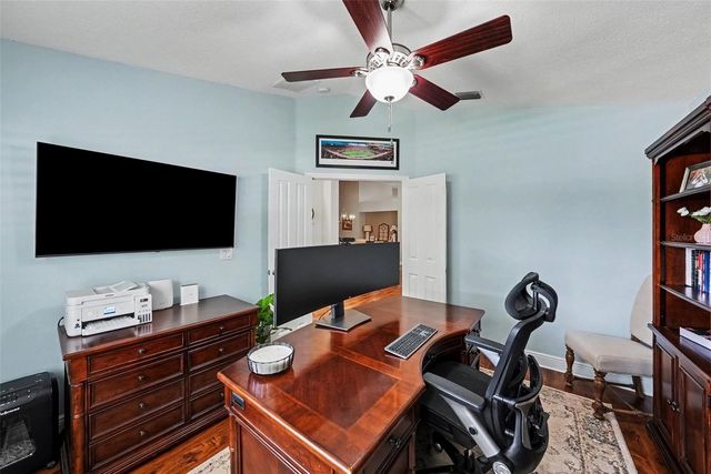 10617 WEYBRIDGE DRIVE, Tampa, FL 33626
