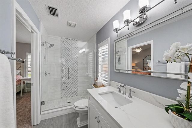 10617 WEYBRIDGE DRIVE, Tampa, FL 33626