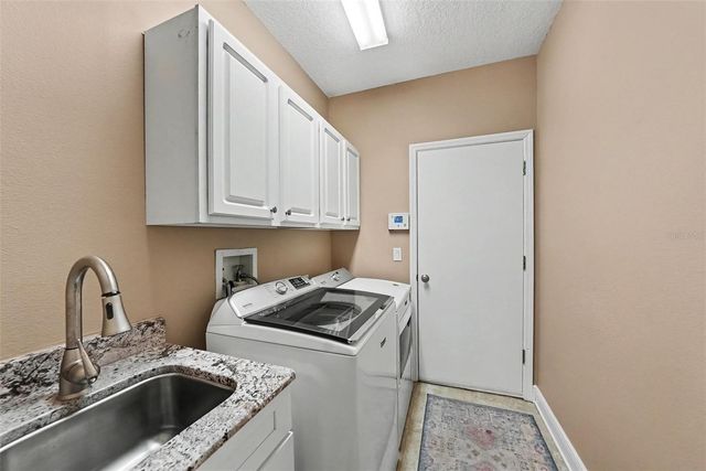 10617 WEYBRIDGE DRIVE, Tampa, FL 33626