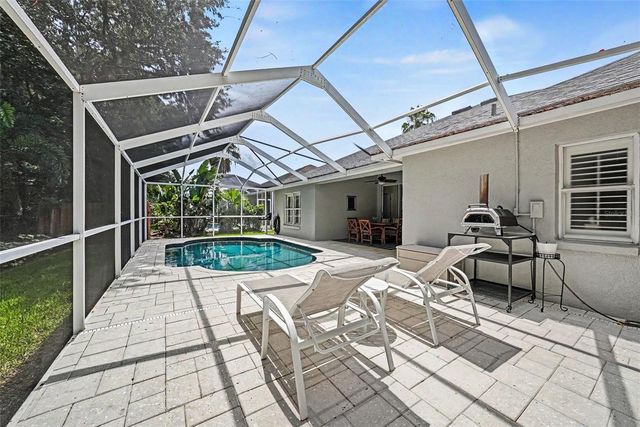 10617 WEYBRIDGE DRIVE, Tampa, FL 33626