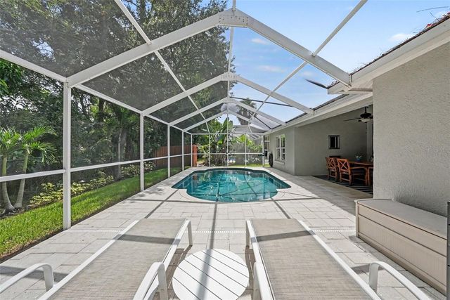 10617 WEYBRIDGE DRIVE, Tampa, FL 33626