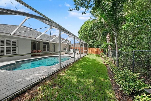 10617 WEYBRIDGE DRIVE, Tampa, FL 33626