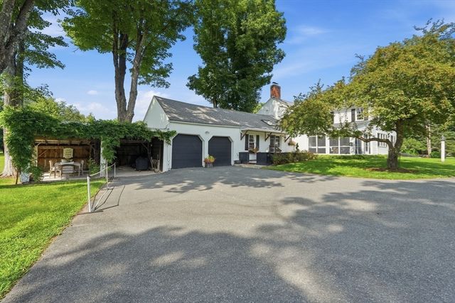 128 Somers Road, Hampden, MA 01036