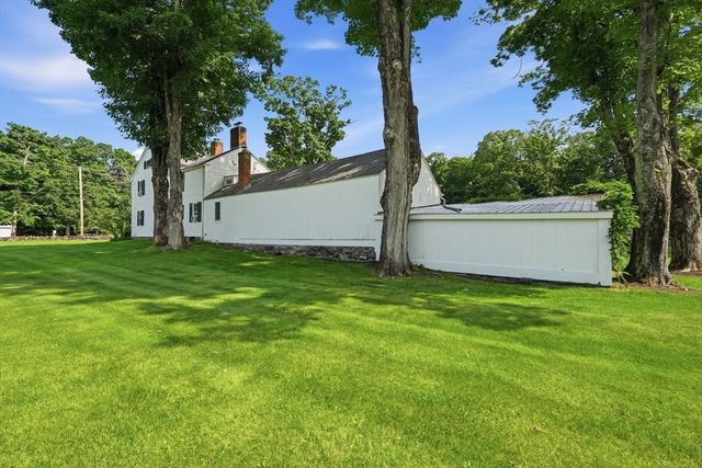 128 Somers Road, Hampden, MA 01036