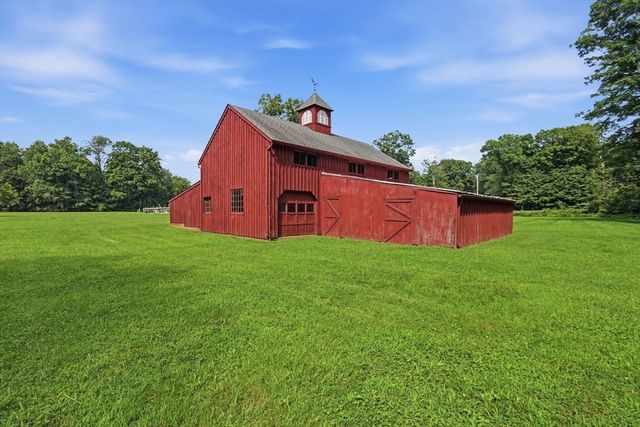 128 Somers Road, Hampden, MA 01036