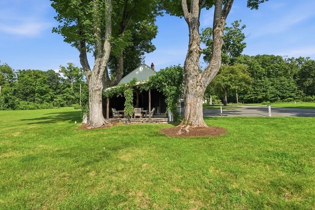 128 Somers Road, Hampden, MA 01036