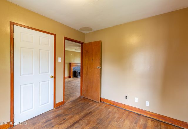 1218 Adair Drive, Knoxville, TN 37918