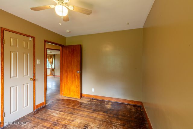 1218 Adair Drive, Knoxville, TN 37918