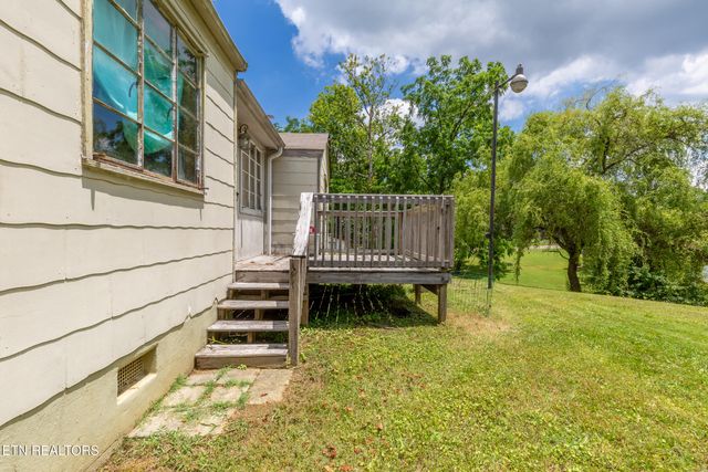1218 Adair Drive, Knoxville, TN 37918