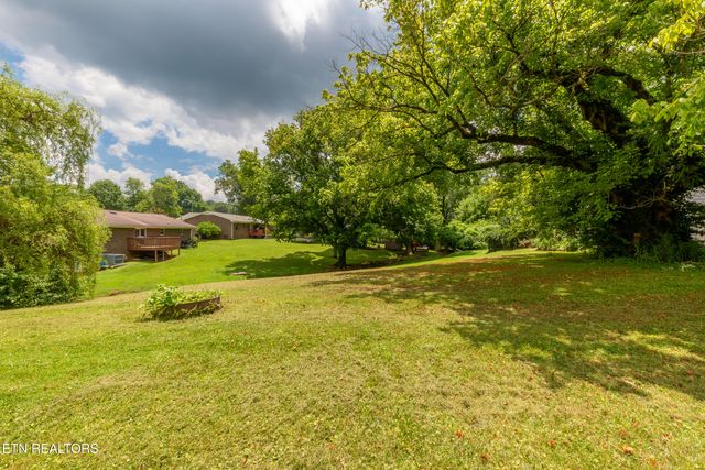1218 Adair Drive, Knoxville, TN 37918