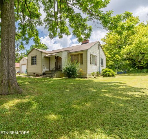 1218 Adair Drive, Knoxville, TN 37918