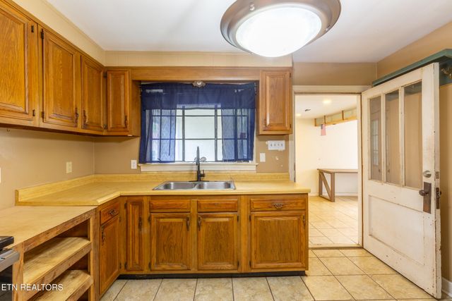 1218 Adair Drive, Knoxville, TN 37918