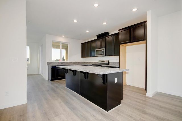 4179 Gloster Way, Sacramento, CA 95834