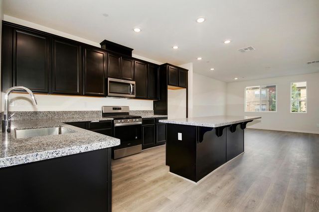 4179 Gloster Way, Sacramento, CA 95834