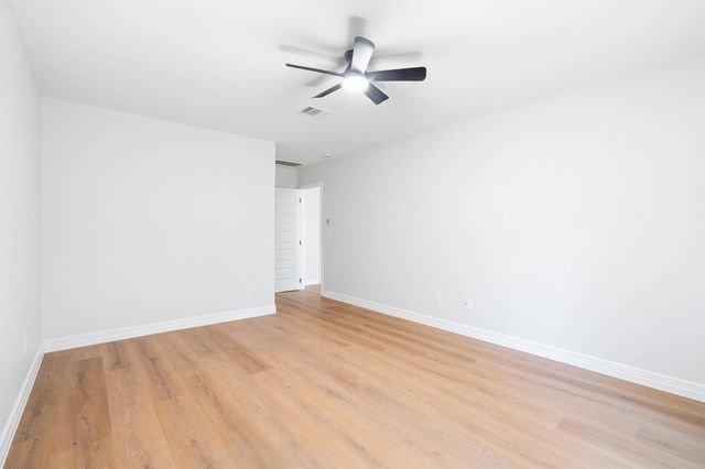 3 Still Corner Place, Spring, TX 77381