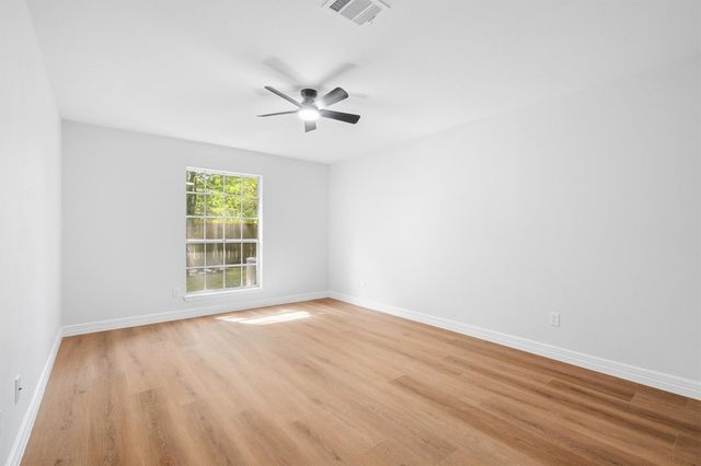 3 Still Corner Place, Spring, TX 77381