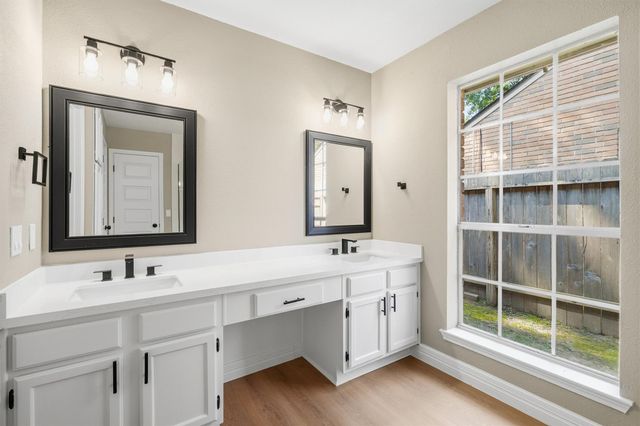 3 Still Corner Place, Spring, TX 77381