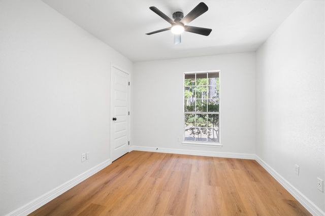 3 Still Corner Place, Spring, TX 77381