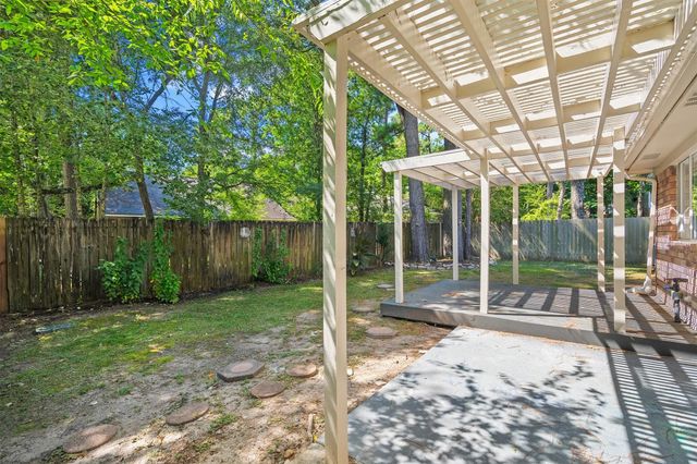 3 Still Corner Place, Spring, TX 77381