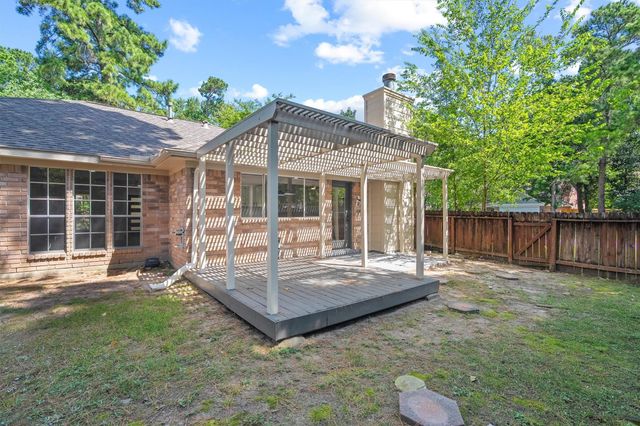 3 Still Corner Place, Spring, TX 77381