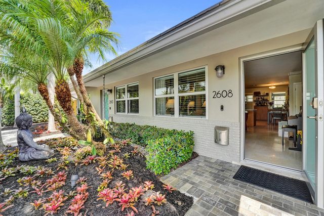 2610 NE 10th Terrace 2608-2610, Wilton Manors, FL 33334