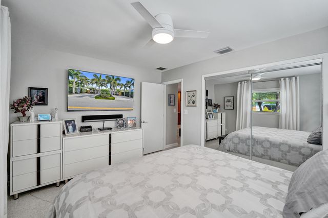 2610 NE 10th Terrace 2608-2610, Wilton Manors, FL 33334