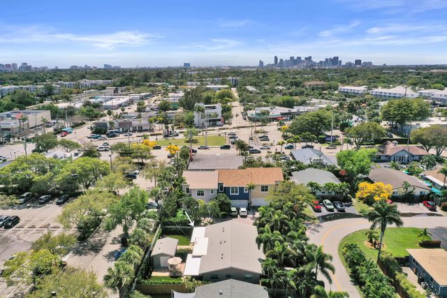 2610 NE 10th Terrace 2608-2610, Wilton Manors, FL 33334