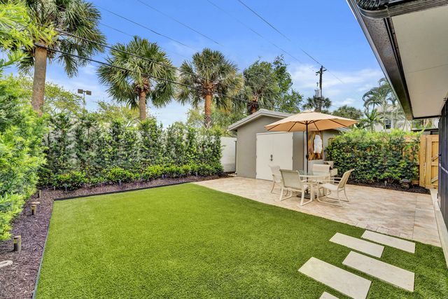 2610 NE 10th Terrace 2608-2610, Wilton Manors, FL 33334