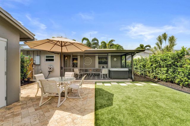 2610 NE 10th Terrace 2608-2610, Wilton Manors, FL 33334