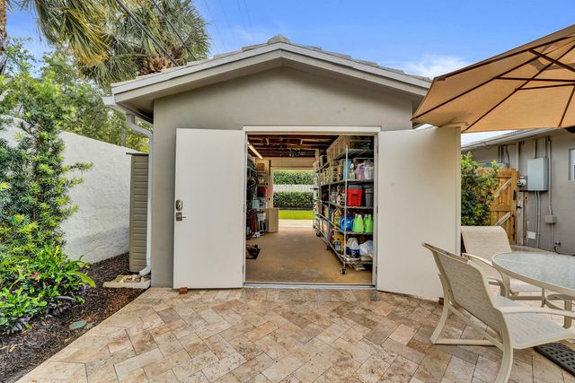 2610 NE 10th Terrace 2608-2610, Wilton Manors, FL 33334