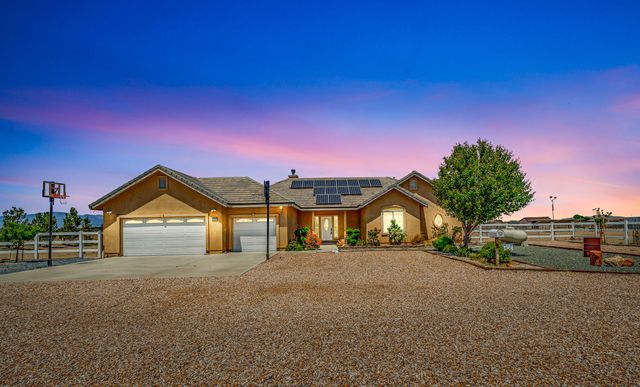 7315 W Ave A 8, Lancaster, CA 93536