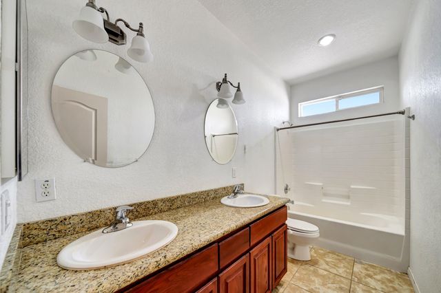 7315 W Ave A 8, Lancaster, CA 93536