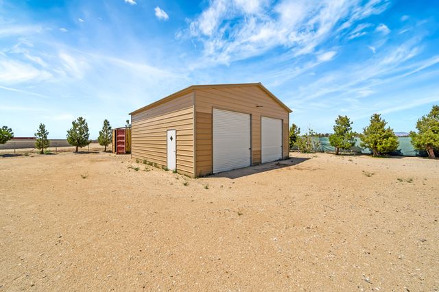 7315 W Ave A 8, Lancaster, CA 93536