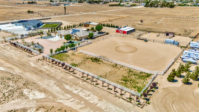 7315 W Ave A 8, Lancaster, CA 93536