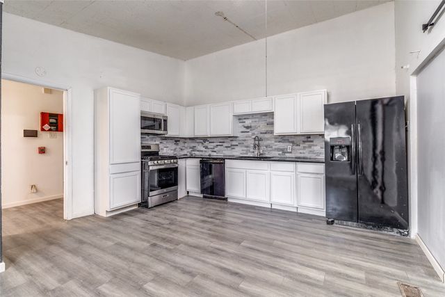 612 Misty Glen Lane, Dallas, TX 75232