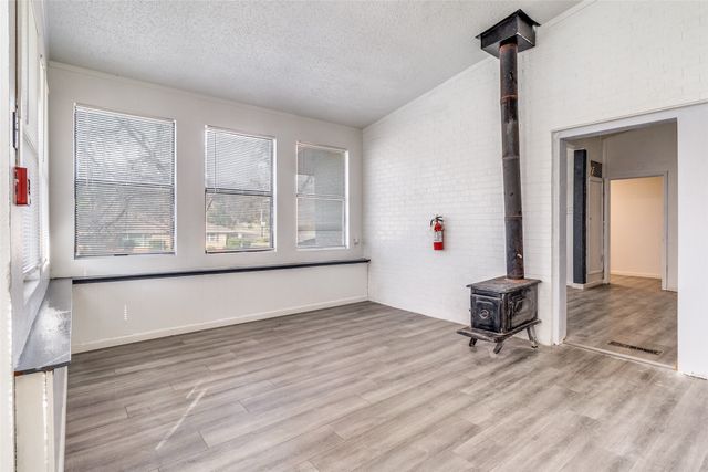 612 Misty Glen Lane, Dallas, TX 75232