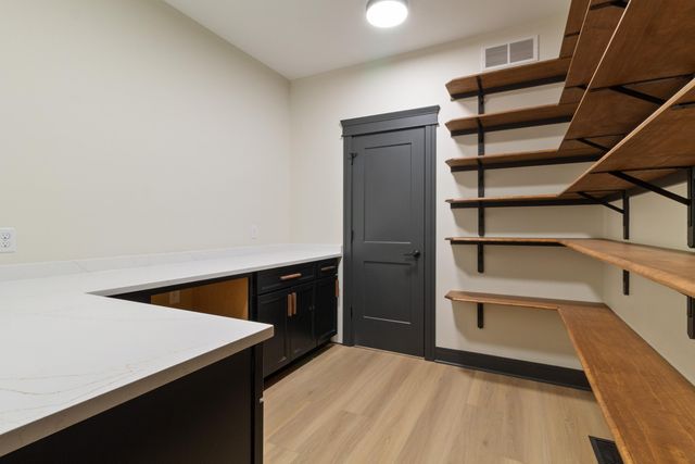 10138 Sentry Drive, St. John, IN 46373