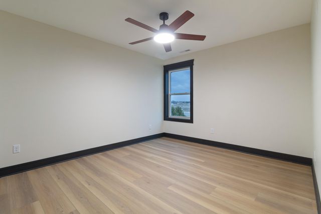 10138 Sentry Drive, St. John, IN 46373