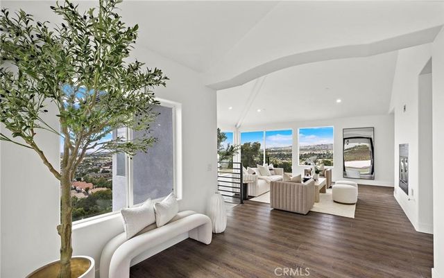 12336 Circula Panorama, North Tustin, CA 92705