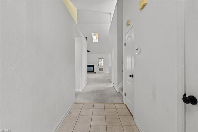 812 Hardwood DR, Chesapeake, VA 23320