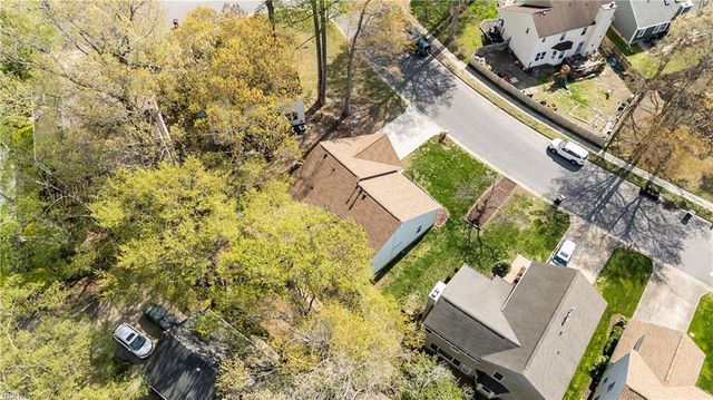 812 Hardwood DR, Chesapeake, VA 23320