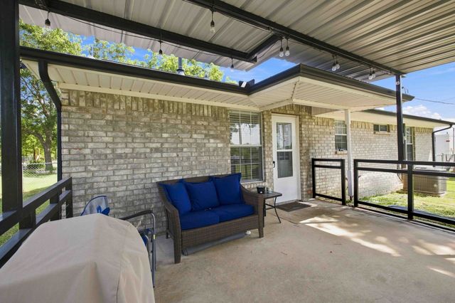 1937 County Road 141, Kaufman, TX 75142