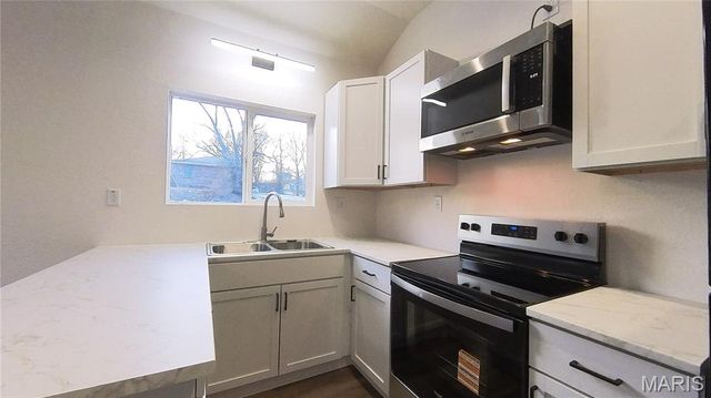 204 E Davis Street, West Plains, MO 65775